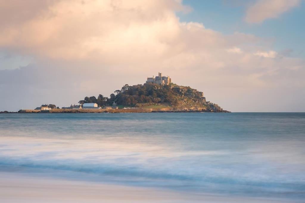 Room 1, Hotel Style Double Bedroom In Marazion Extérieur photo